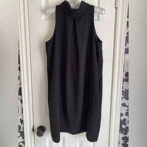 Maggy London Black Sleeveless Midi Shift Dress classic chic quiet luxury